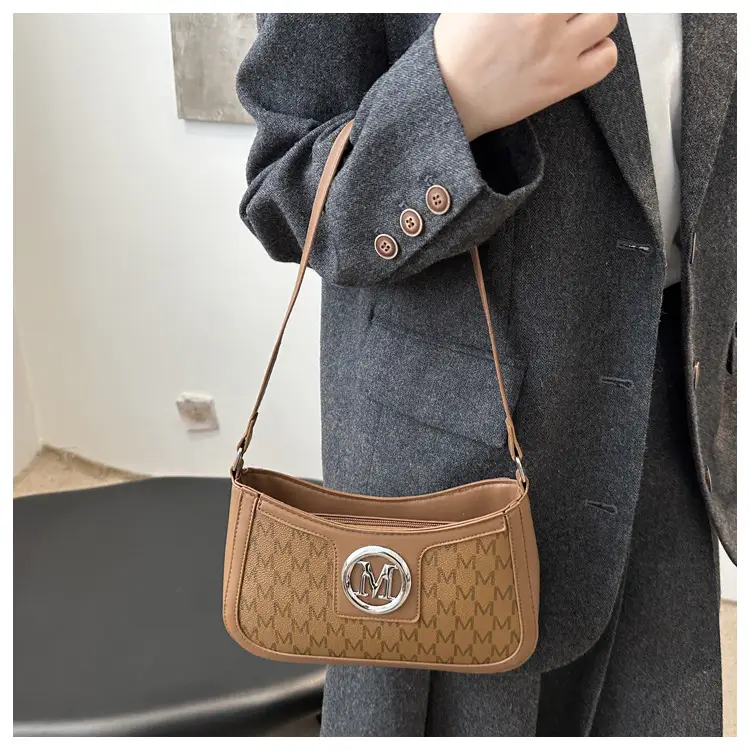 White Letter Print Shoulder Bag for Women — feature 12