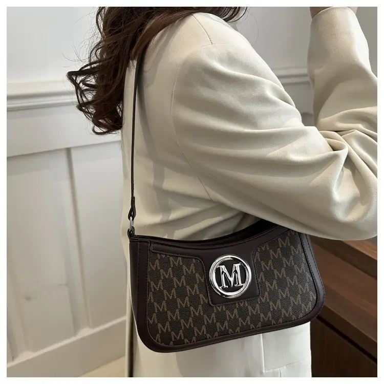 White Letter Print Shoulder Bag for Women — feature 16