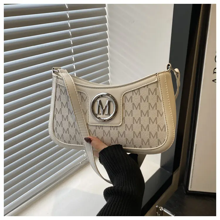 White Letter Print Shoulder Bag for Women — feature 22