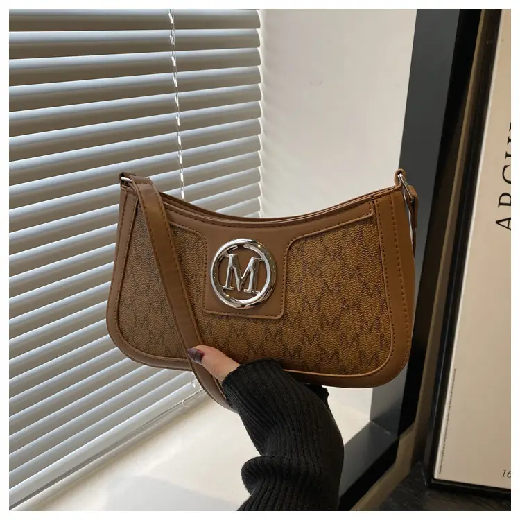 White Letter Print Shoulder Bag for Women — feature 24
