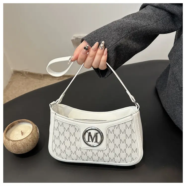 White Letter Print Shoulder Bag for Women — feature 9