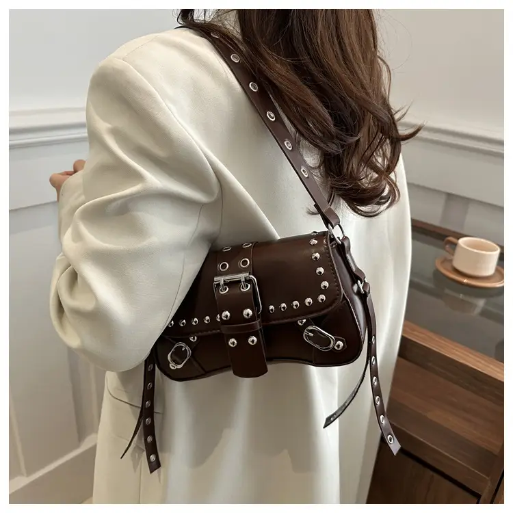 2025 New Commuter Crossbody Bag with Personalized Rivets — feature 14