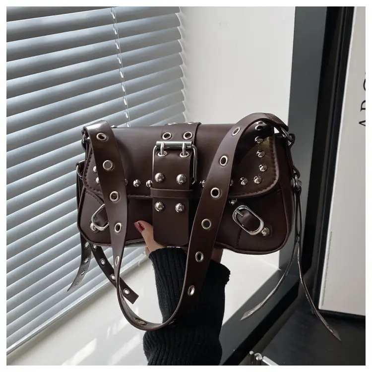 2025 New Commuter Crossbody Bag with Personalized Rivets — feature 19