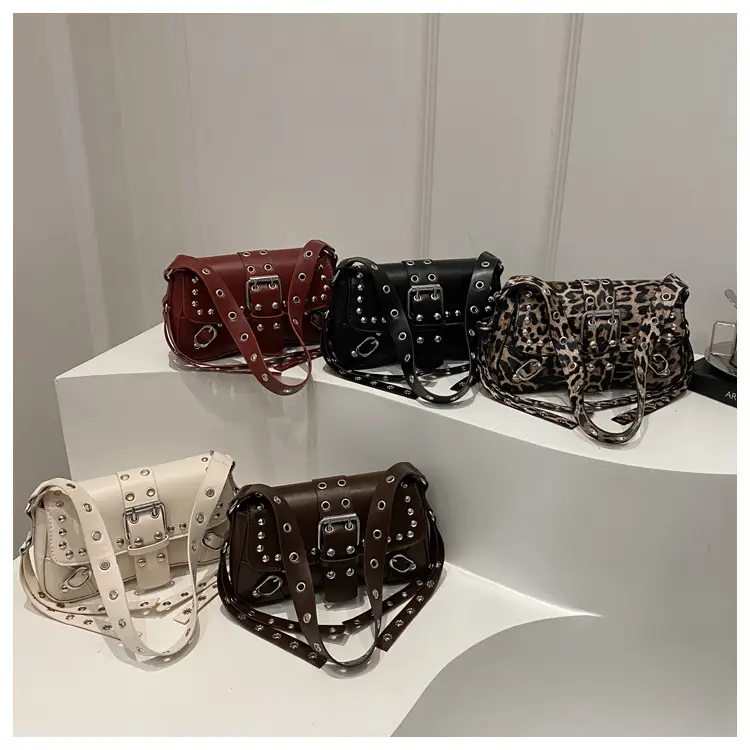 2025 New Commuter Crossbody Bag with Personalized Rivets — feature 24
