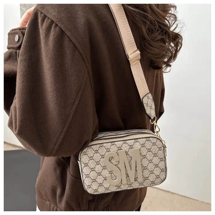 Women's Retro Crossbody Bag with Letter Print — feature 10