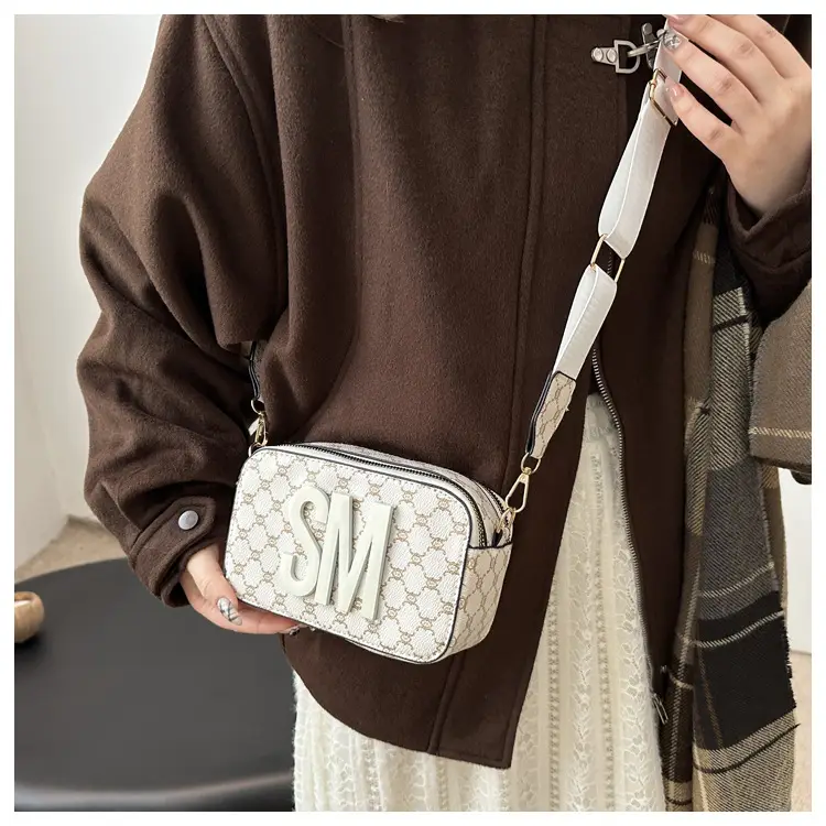 Women's Retro Crossbody Bag with Letter Print — feature 14