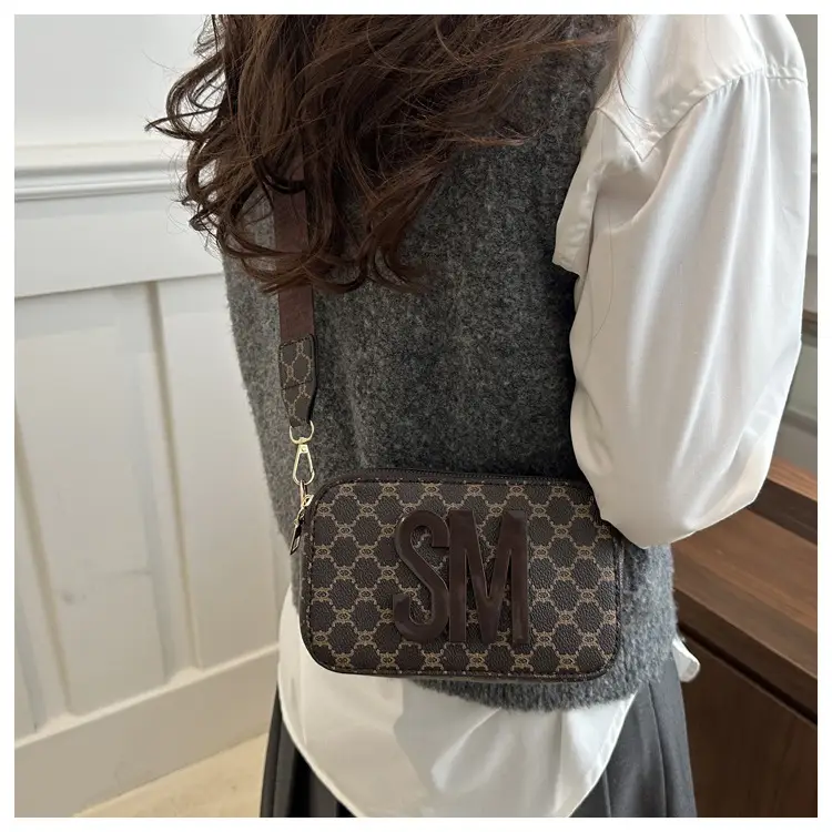 Women's Retro Crossbody Bag with Letter Print — feature 19