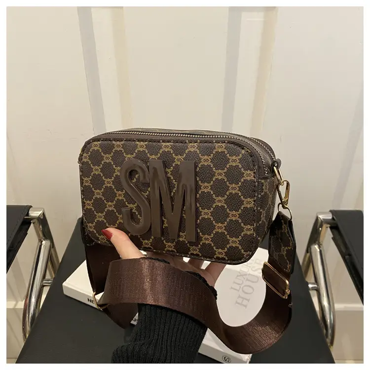 Women's Retro Crossbody Bag with Letter Print — feature 25