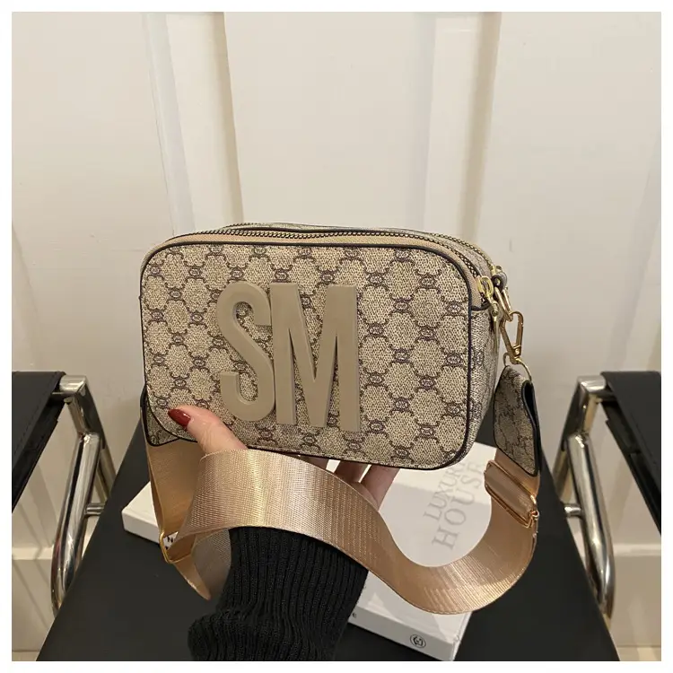 Women's Retro Crossbody Bag with Letter Print — feature 26