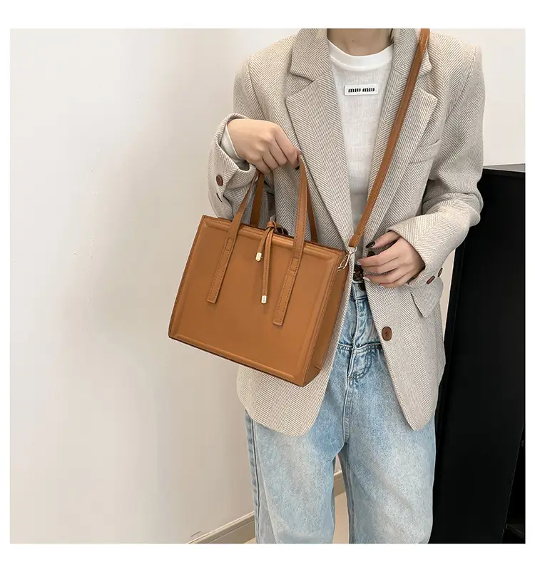 Women's Pink Square Shoulder Bag 2025 New Style — feature 10