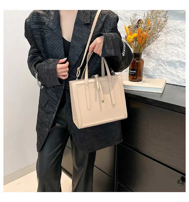 Women's Pink Square Shoulder Bag 2025 New Style — feature 21