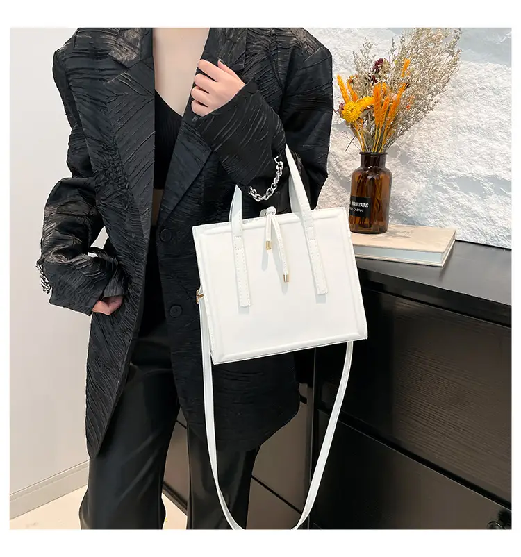 Women's Pink Square Shoulder Bag 2025 New Style — feature 22