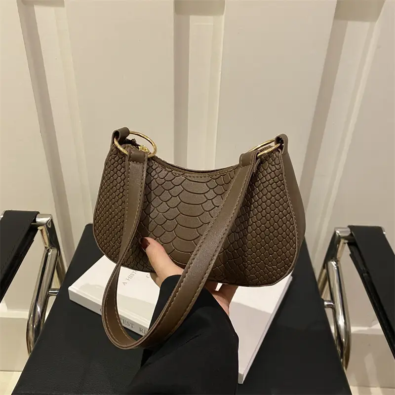 Black Croc Textured Shoulder Bag for Women 2024 - Image 8