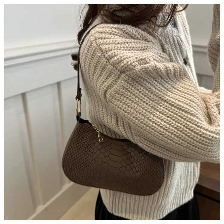 Black Croc Textured Shoulder Bag for Women 2024 — feature 13