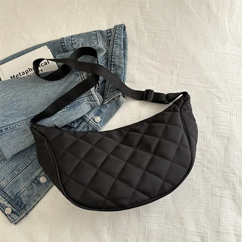 Large Capacity Rhombic Embroidery Shoulder Bag Women