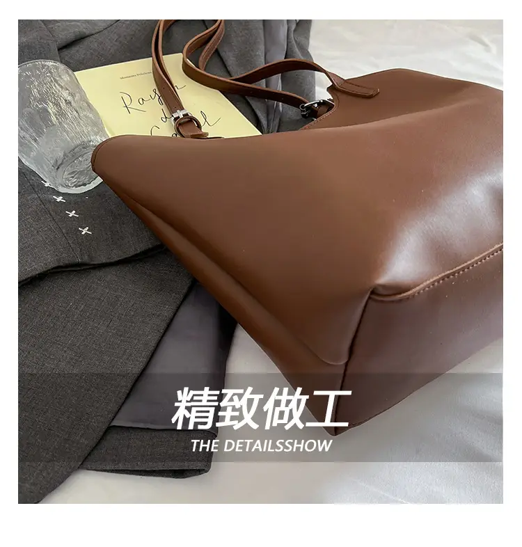 Women's Large Capacity Tan Shoulder Bag 2025 — feature 5