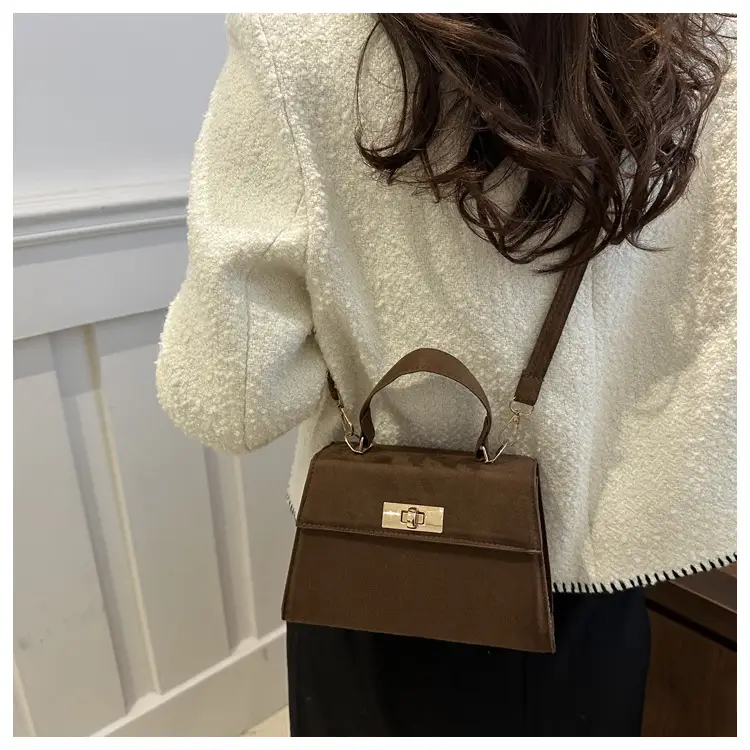 Black Retro Shoulder Crossbody Bag 2025 Kelly Style — feature 16
