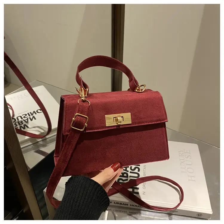 Black Retro Shoulder Crossbody Bag 2025 Kelly Style — feature 20