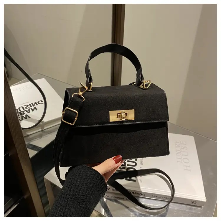 Black Retro Shoulder Crossbody Bag 2025 Kelly Style — feature 22