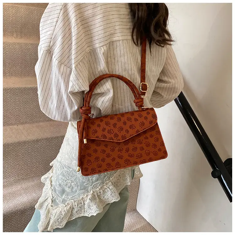 Black Square Shoulder Crossbody Bag for Women 2025 — feature 12