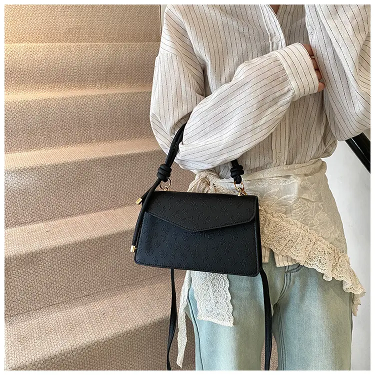 Black Square Shoulder Crossbody Bag for Women 2025 — feature 5