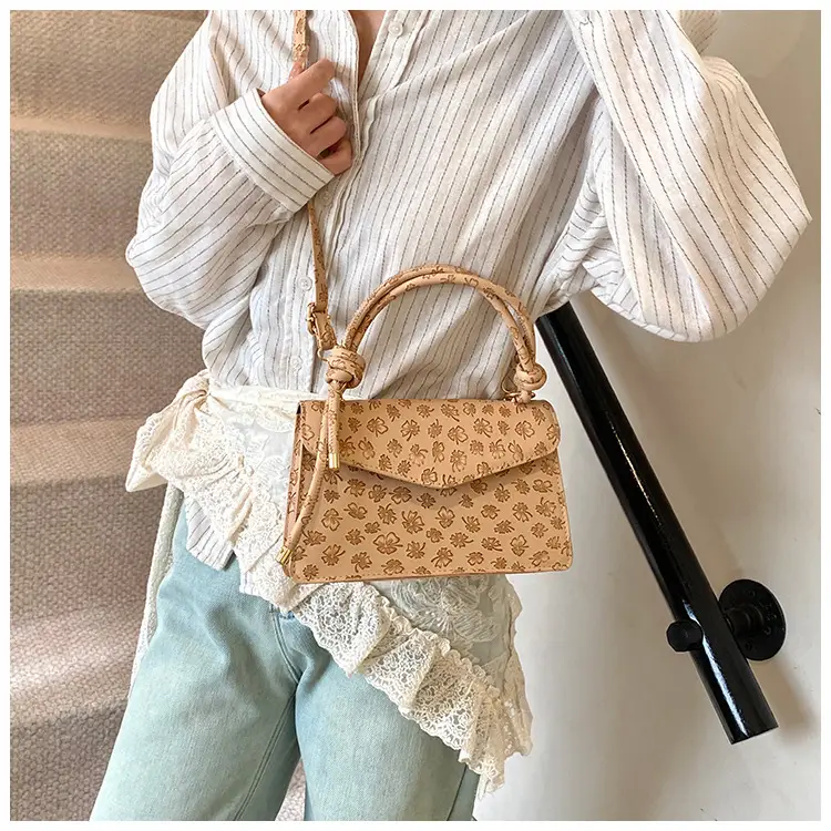 Black Square Shoulder Crossbody Bag for Women 2025 — feature 9