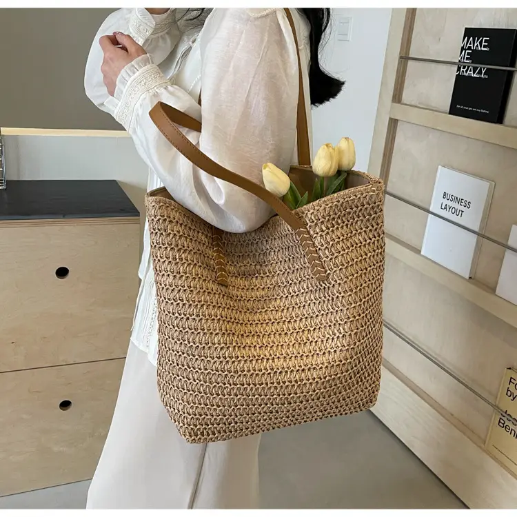 Hollow Straw Shoulder Bag Large Capacity Women — feature 24
