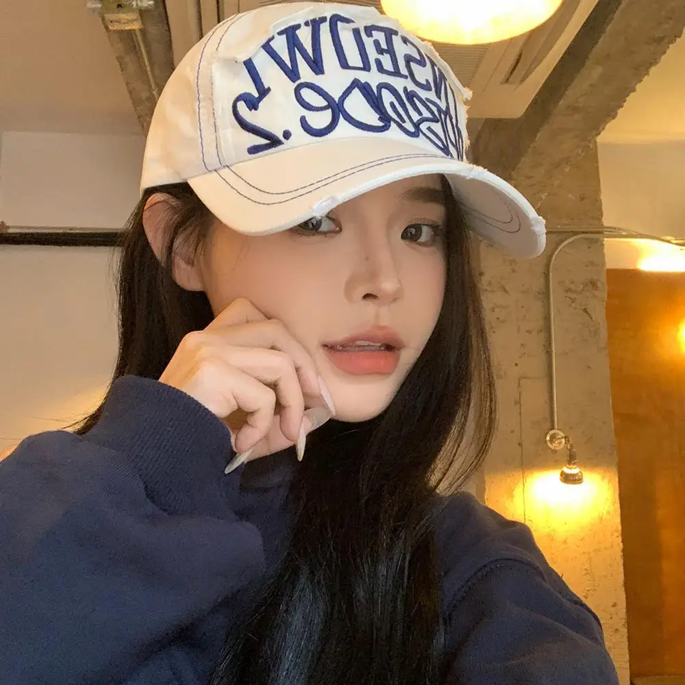 Women's K-Style Embroidered Duck Cap with Headphones - Image 7