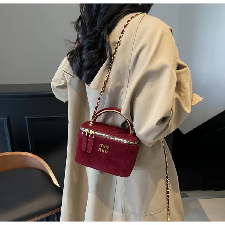 Women's Velvet Crossbody Bag Maroon Gold Chain 2025 — feature 18
