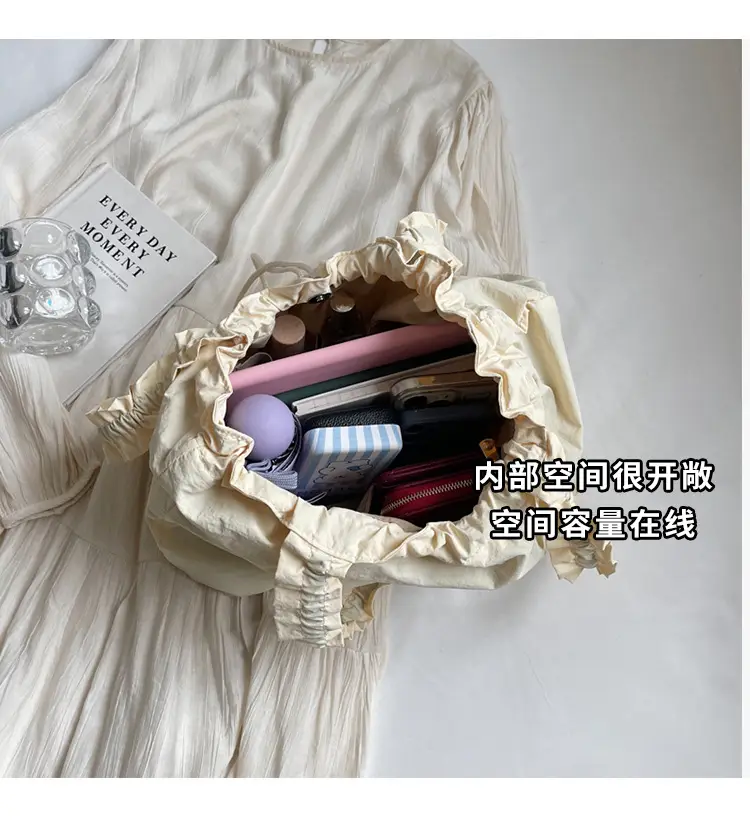 Women's Korean Style Rivet Shoulder Bag Cream — feature 8