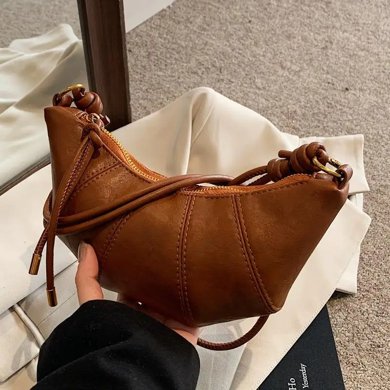 Women's Brown Leather Crossbody Bag with Chain Strap - Image 6