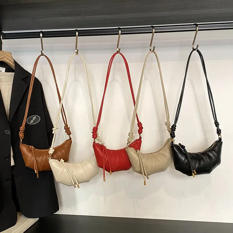 Women's Brown Leather Crossbody Bag with Chain Strap - Image 9