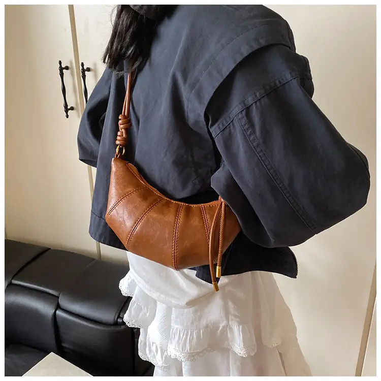 Women's Brown Leather Crossbody Bag with Chain Strap — feature 19