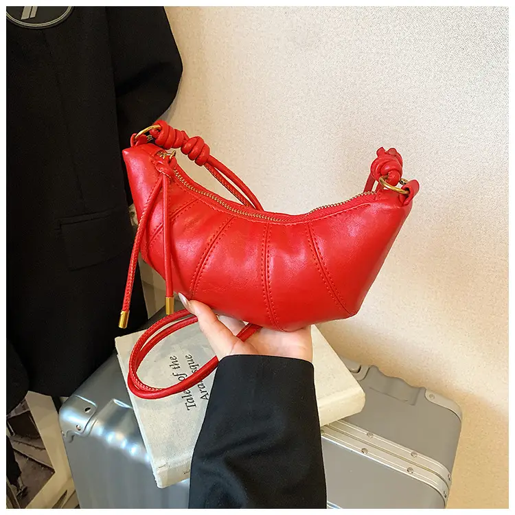 Women's Brown Leather Crossbody Bag with Chain Strap — feature 28