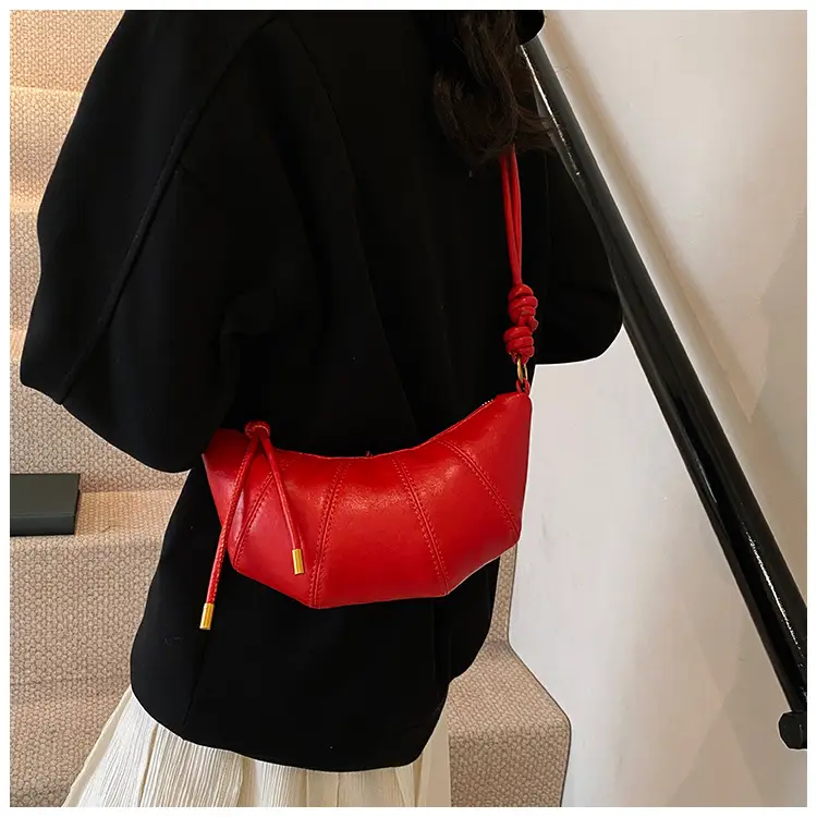 Women's Brown Leather Crossbody Bag with Chain Strap — feature 9