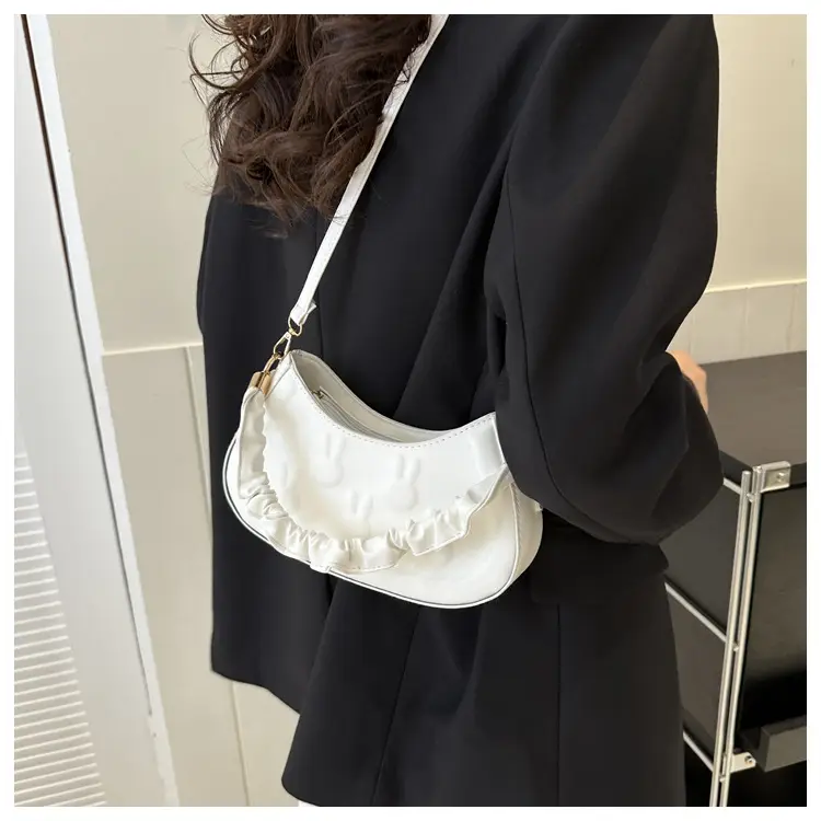 Green Bunny Embroidered Shoulder Bag for Women — feature 21