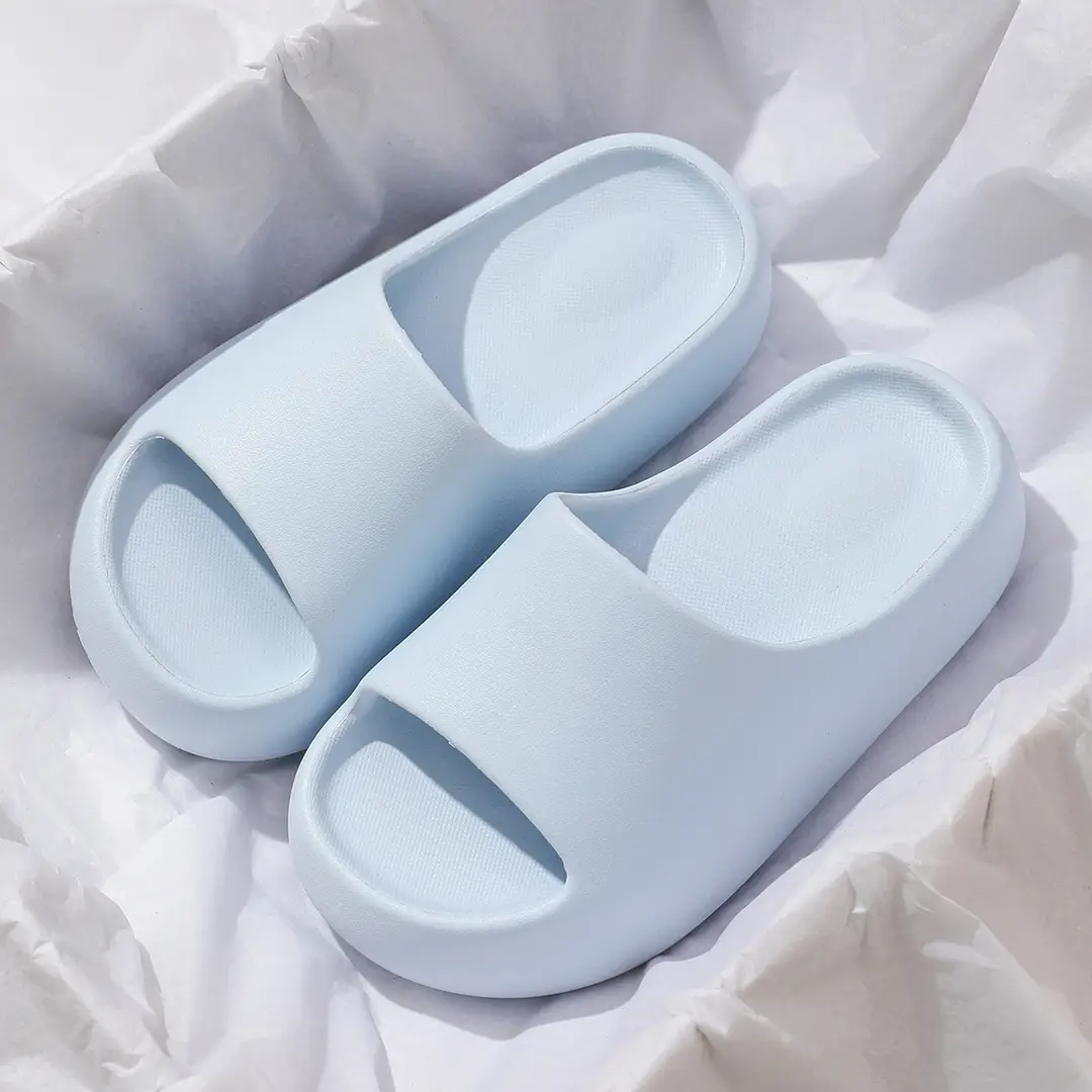 Thick Bottom Slip-on Slippers for Women's Summer Student Dormitory Fashionable Outer Wear Non-slip Simple Solid Color Seaside Beach Sandals
