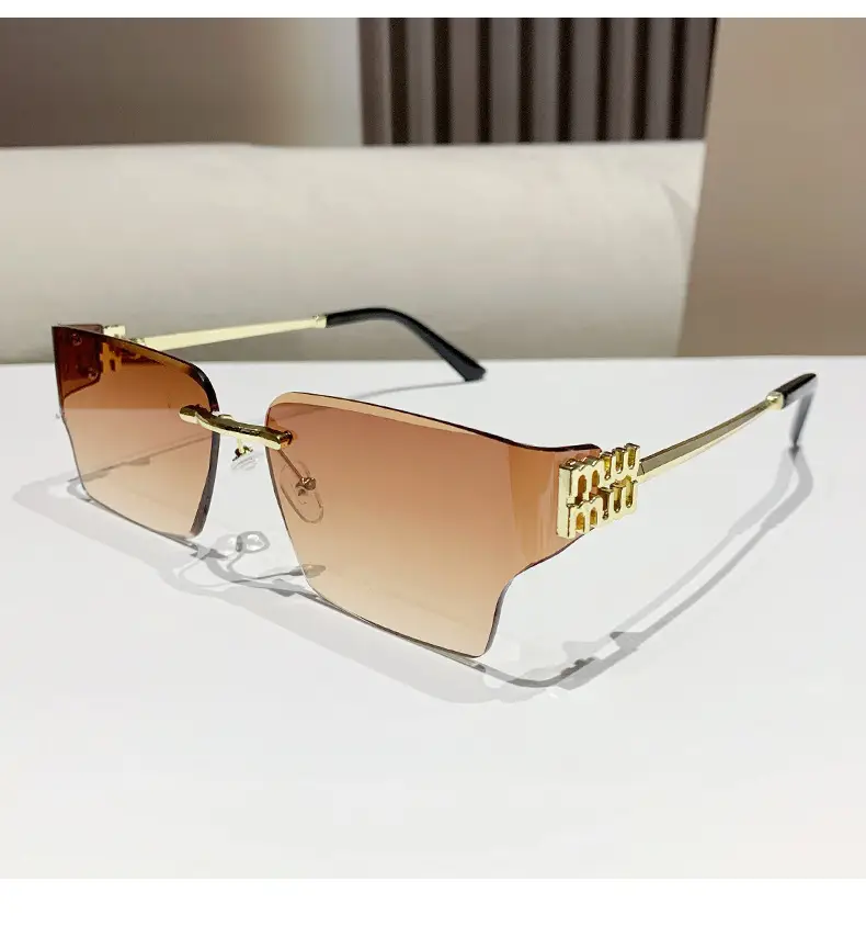 Men Curved Decorative Sunglasses with Metal Frame β feature 3