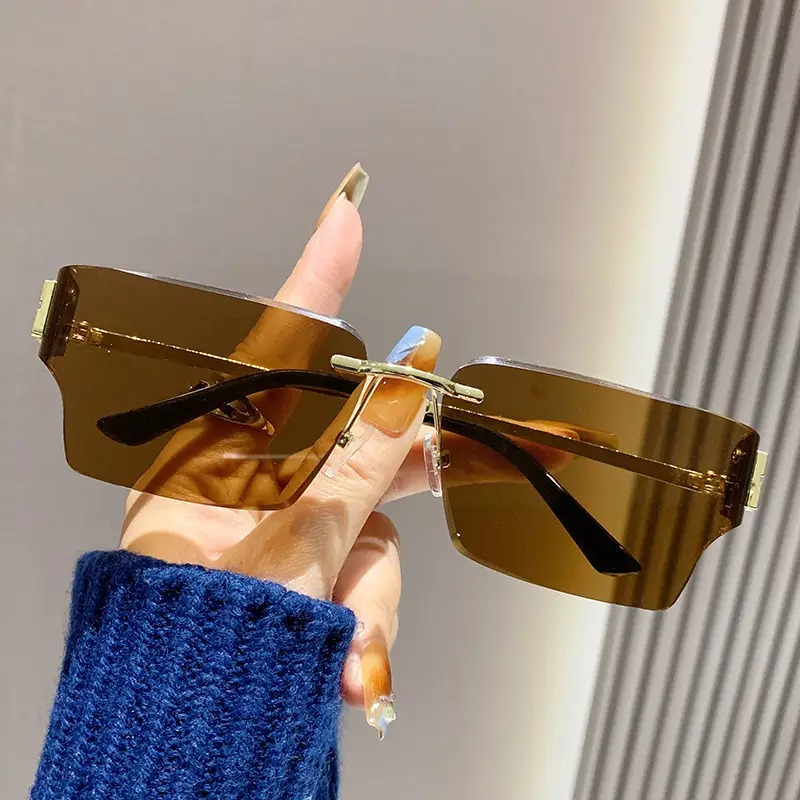 Men Curved Decorative Sunglasses with Metal Frame - Image 3