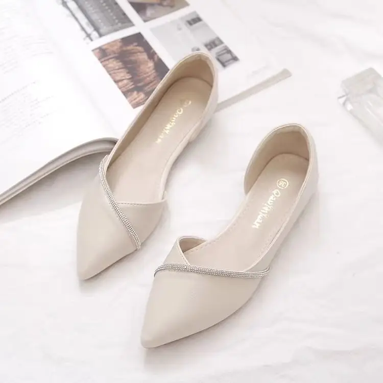 Elegant Women's Flat Pointed Shoes 2025 — feature 5