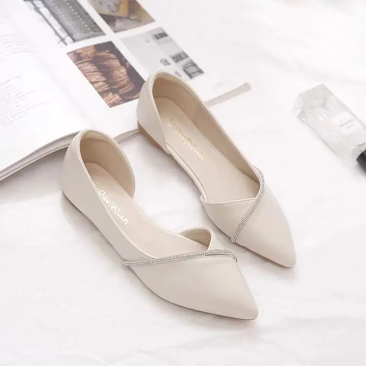 Elegant Women's Flat Pointed Shoes 2025 — feature 6