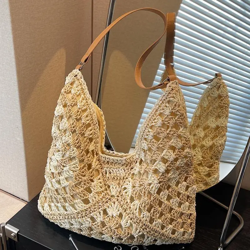 Women's Large Capacity Braided Leather Shoulder Bag - Image 7