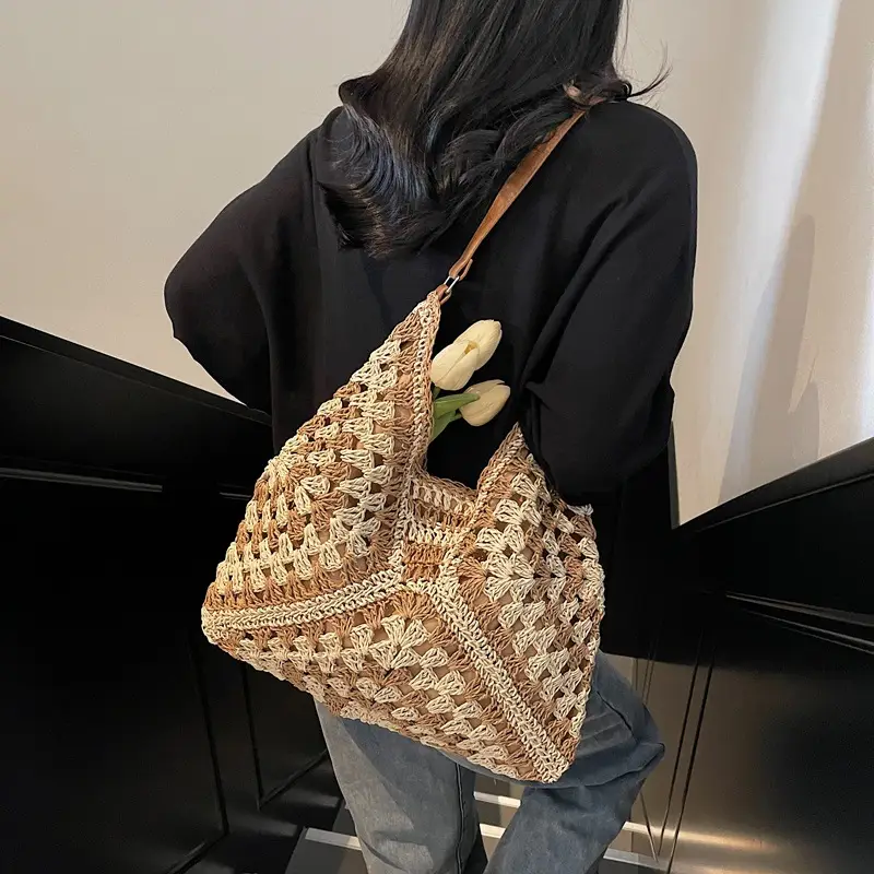 Women's Large Capacity Braided Leather Shoulder Bag - Image 8