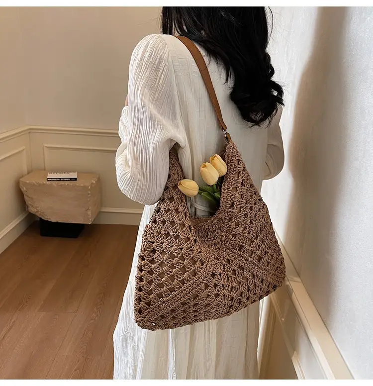 Women's Large Capacity Braided Leather Shoulder Bag — feature 14