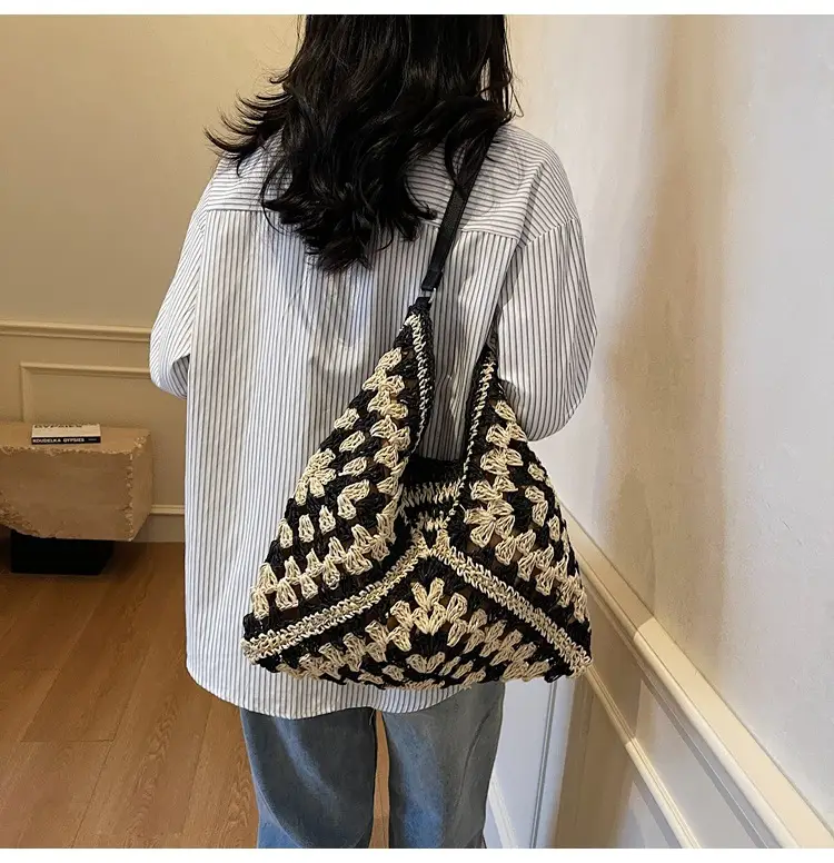 Women's Large Capacity Braided Leather Shoulder Bag — feature 21