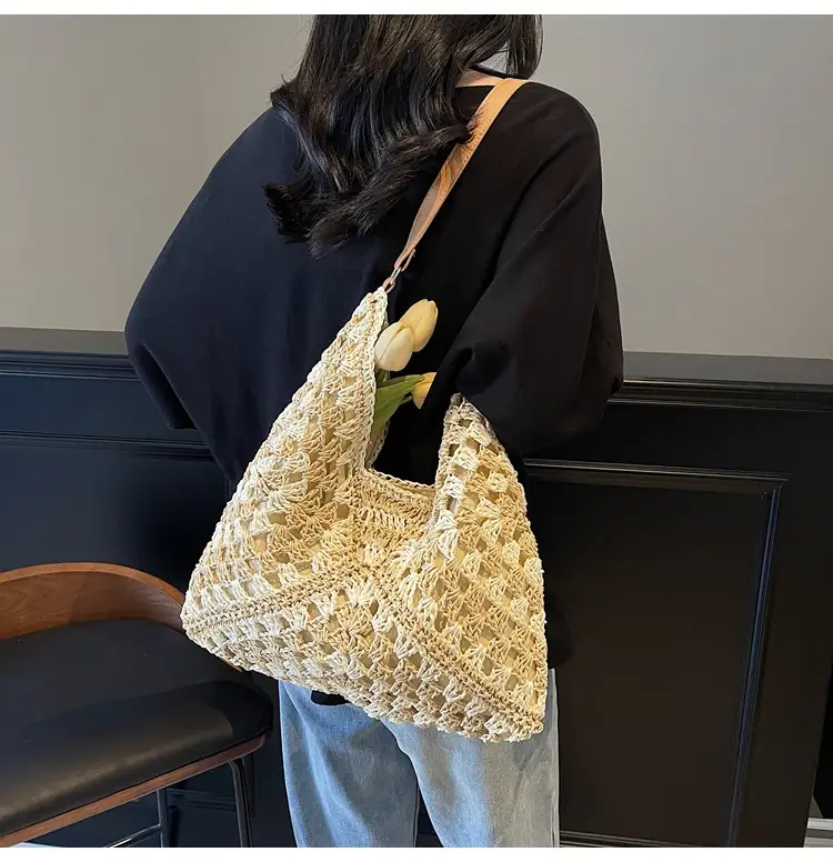 Women's Large Capacity Braided Leather Shoulder Bag — feature 9