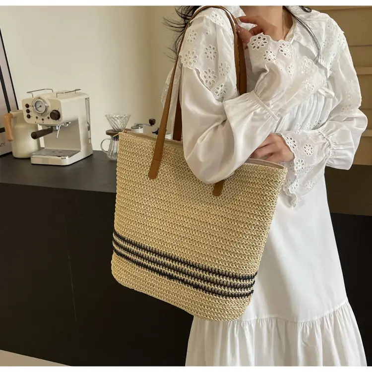 2025 Spring Straw Shoulder Bag Large Capacity Casual Fashion — feature 7