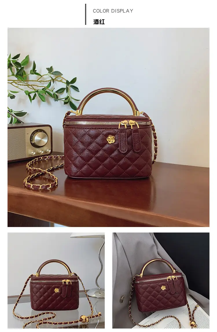 White Rhombic Crossbody Bag with Gold Chain — feature 39
