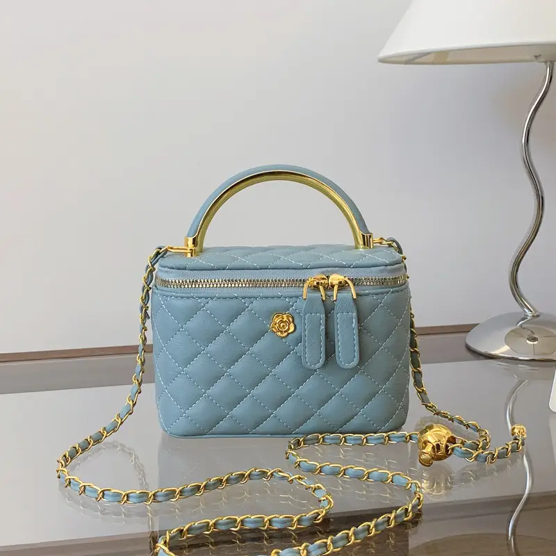 White Rhombic Crossbody Bag with Gold Chain - Image 3