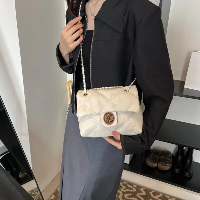 Women Rhomboid Chain Crossbody Bag Black 2025 - Image 6